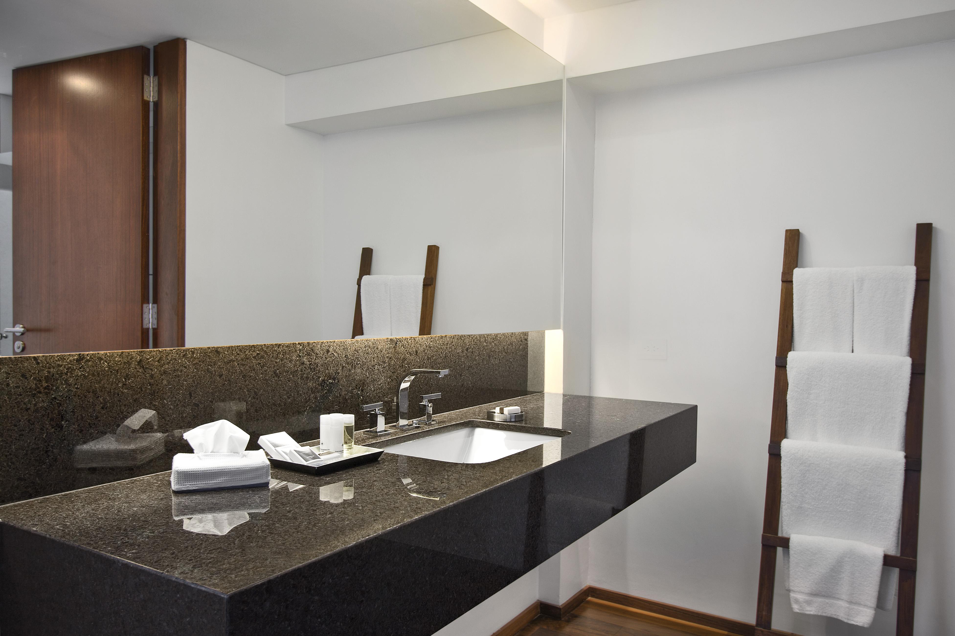 San Isidro Plaza Hotel Ngoại thất bức ảnh
